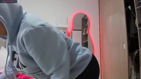  QUEEN ANTONELLA  online show from February 13, 6:05 pm