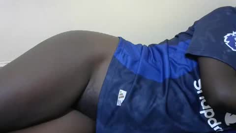 Snapshot of queen_berry1 chatting on January 30, 3:51 pm queen_berry1 online show from January 30, 3:51 pm