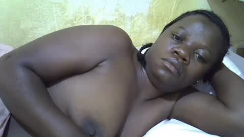 Snapshot of queen_darling3 chatting on June 16, 7:11 am Gentrix online show from June 16, 7:11 am