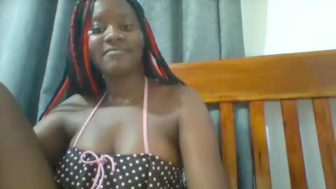 queen_diveer online show from October 14, 4:30 pm