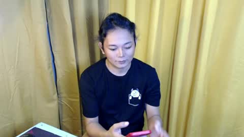 queen_ennah online show from June 12, 11:20 am