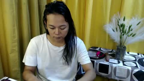 queen_ennah online show from June 21, 8:33 pm