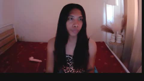 queen_gia online show from April 7, 2:12 am