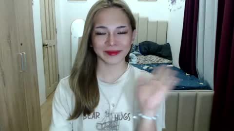 shawny online show from June 16, 2:03 am