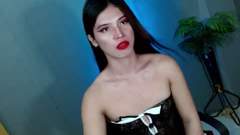 Kendal  online here from 6am-3pm philippine time online show from February 15, 10:21 pm