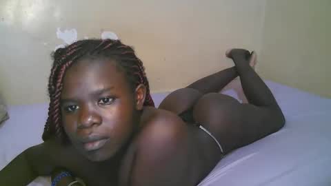 queen_latasha online show from March 13, 6:36 pm