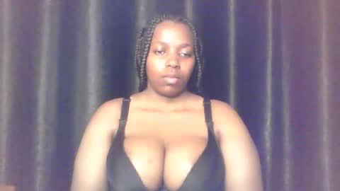 QUEEN online show from March 27, 5:02 am