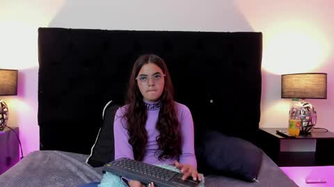 queen_misy online show from May 2, 8:25 pm