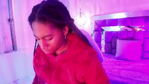   online show from June 30, 12:39 pm