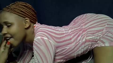 queen_polite online show from March 13, 7:37 am