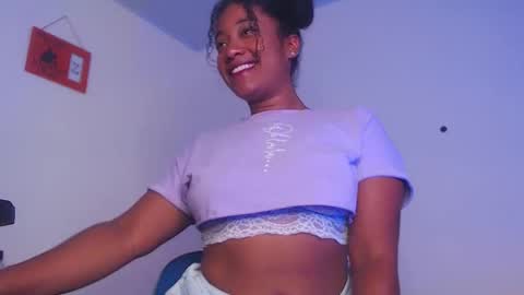 Snapshot of queenalya_ chatting on November 16, 3:12 am Ahlya online show from November 16, 3:12 am