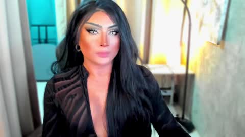 Snapshot of queenarthalia chatting on March 6, 4:07 pm ARTHA online show from March 6, 4:07 pm