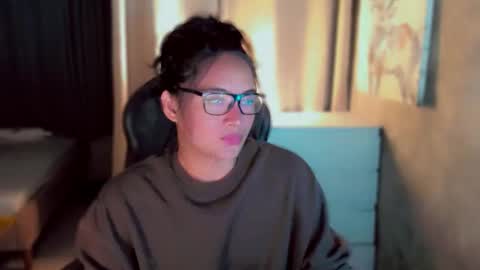 Snapshot of queenarthalia chatting on September 24, 8:06 am ARTHA online show from September 24, 8:06 am