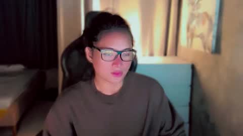 Snapshot of queenarthalia chatting on September 26, 3:16 pm ARTHA online show from September 26, 3:16 pm