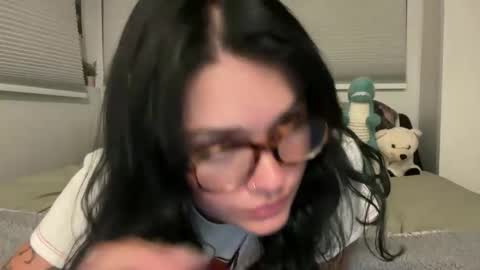 Snapshot of queencassidyy chatting on April 16, 5:08 am Cassidy online show from April 16, 5:08 am