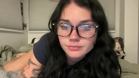 Snapshot of queencassidyy chatting on May 12, 3:36 am Cassidy online show from May 12, 3:36 am