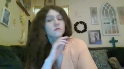 Snapshot of queencrimsonlvx chatting on April 23, 12:51 pm queencrimsonlvx online show from April 23, 12:51 pm
