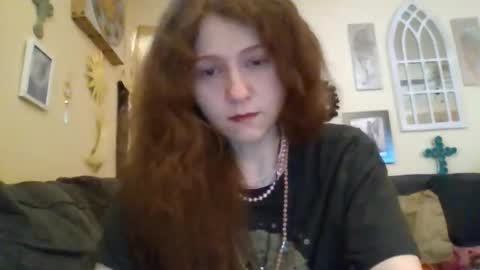 Snapshot of queencrimsonlvx chatting on May 2, 8:03 pm queencrimsonlvx online show from May 2, 8:03 pm