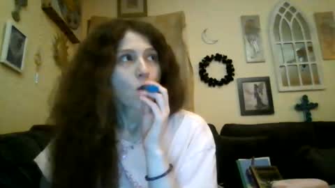 Snapshot of queencrimsonlvx chatting on July 7, 12:09 pm queencrimsonlvx online show from July 7, 12:09 pm
