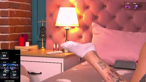 Snapshot of queendiabla chatting on June 19, 9:57 am Diabla online show from June 19, 9:57 am