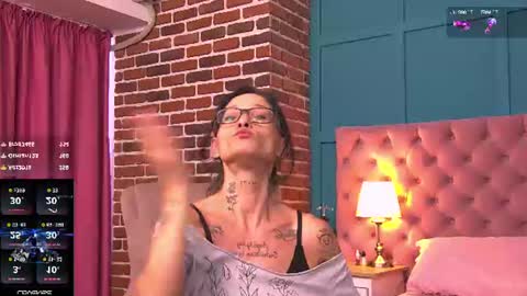 Snapshot of queendiabla chatting on July 28, 2:13 pm Diabla online show from July 28, 2:13 pm