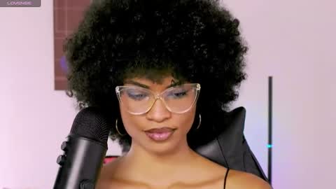 Sweet Goddess online show from August 4, 5:15 pm