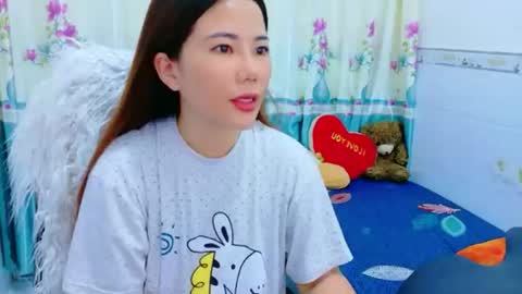 Snapshot of queendy6 chatting on July 9, 2:04 am queendy6 online show from July 9, 2:04 am