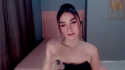 Snapshot of queenemeraldts chatting on November 27, 2:57 am queenemeraldts online show from November 27, 2:57 am