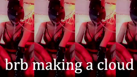 Snapshot of queenfox4u chatting on February 23, 3:13 am LadyAlpa online show from February 23, 3:13 am