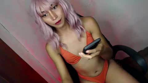 Snapshot of queenfoxylady chatting on October 28, 8:11 pm just call me QUEEN and ill be there online show from October 28, 8:11 pm