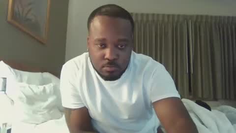 Snapshot of queenking55 chatting on October 12, 9:52 am Queen N King Fun Night online show from October 12, 9:52 am