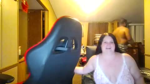Queen N King Fun Night online show from June 16, 6:49 am
