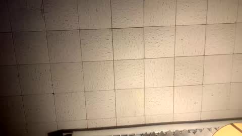 Snapshot of queenkourt chatting on November 6, 12:22 am Kourtney online show from November 6, 12:22 am