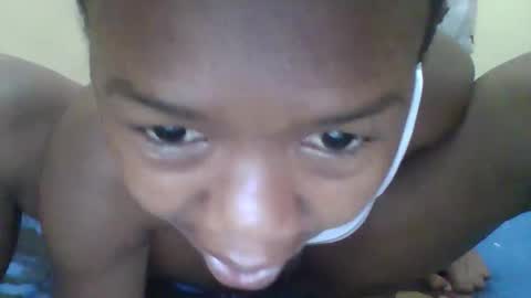 queenleona61 online show from March 19, 5:44 am