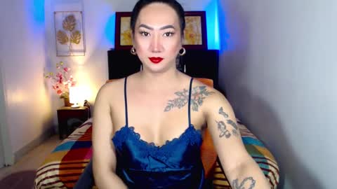 QUEEN online show from February 23, 8:49 am