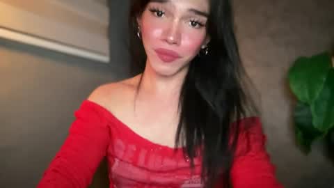 Snapshot of queenn_xxx chatting on June 29, 9:26 am QUEEN online show from June 29, 9:26 am