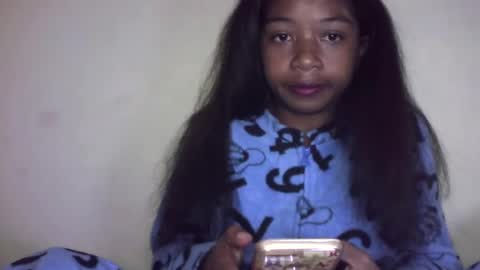 queennaya online show from July 10, 8:11 pm