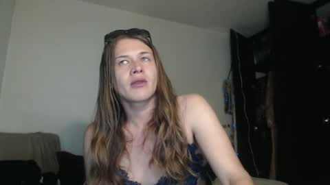 Snapshot of queennicky88 chatting on January 4, 12:16 am Nico online show from January 4, 12:16 am