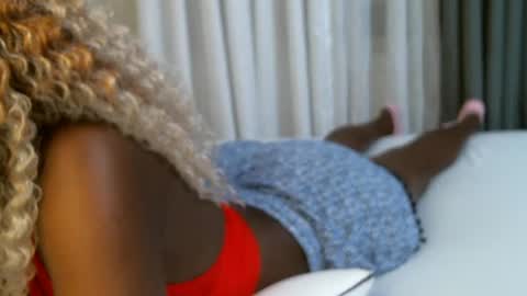 queenninaa online show from July 28, 4:39 pm