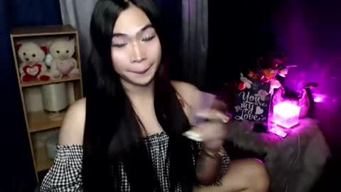Mikka online show from April 29, 6:47 pm