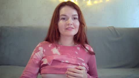 QueenOfModels online show from February 24, 11:32 am