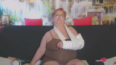 QueenPammy online show from March 5, 10:11 am