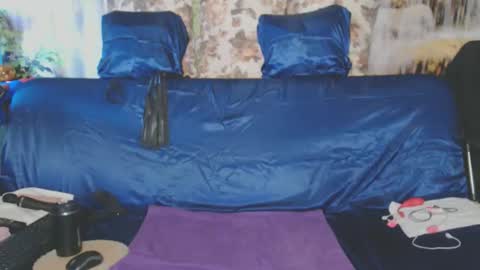 QueenPammy online show from October 25, 6:43 am