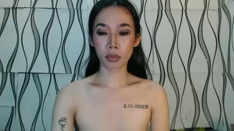 Snapshot of queenpaulaxx chatting on December 6, 11:44 am Paula watson online show from December 6, 11:44 am