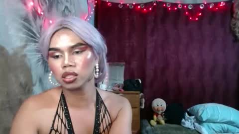 queenpinayebony_xx online show from May 8, 6:24 pm