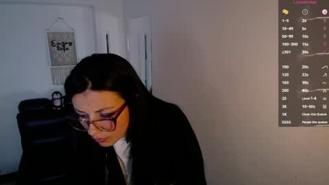 queenrose94 online show from June 9, 8:31 pm