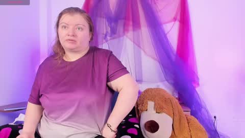 Snapshot of queensami7 chatting on May 26, 2:51 am Samantha online show from May 26, 2:51 am
