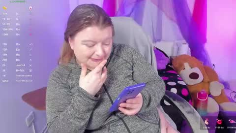 Snapshot of queensami7 chatting on May 27, 12:29 am Samantha online show from May 27, 12:29 am