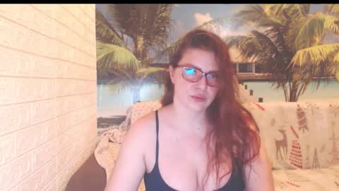 queenxnatasha online show from November 5, 10:21 pm
