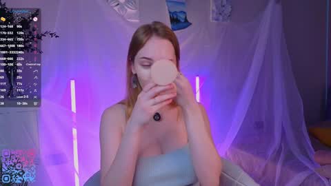 Teri  My favorite vibes 77 101 222 666 online show from September 13, 1:27 am